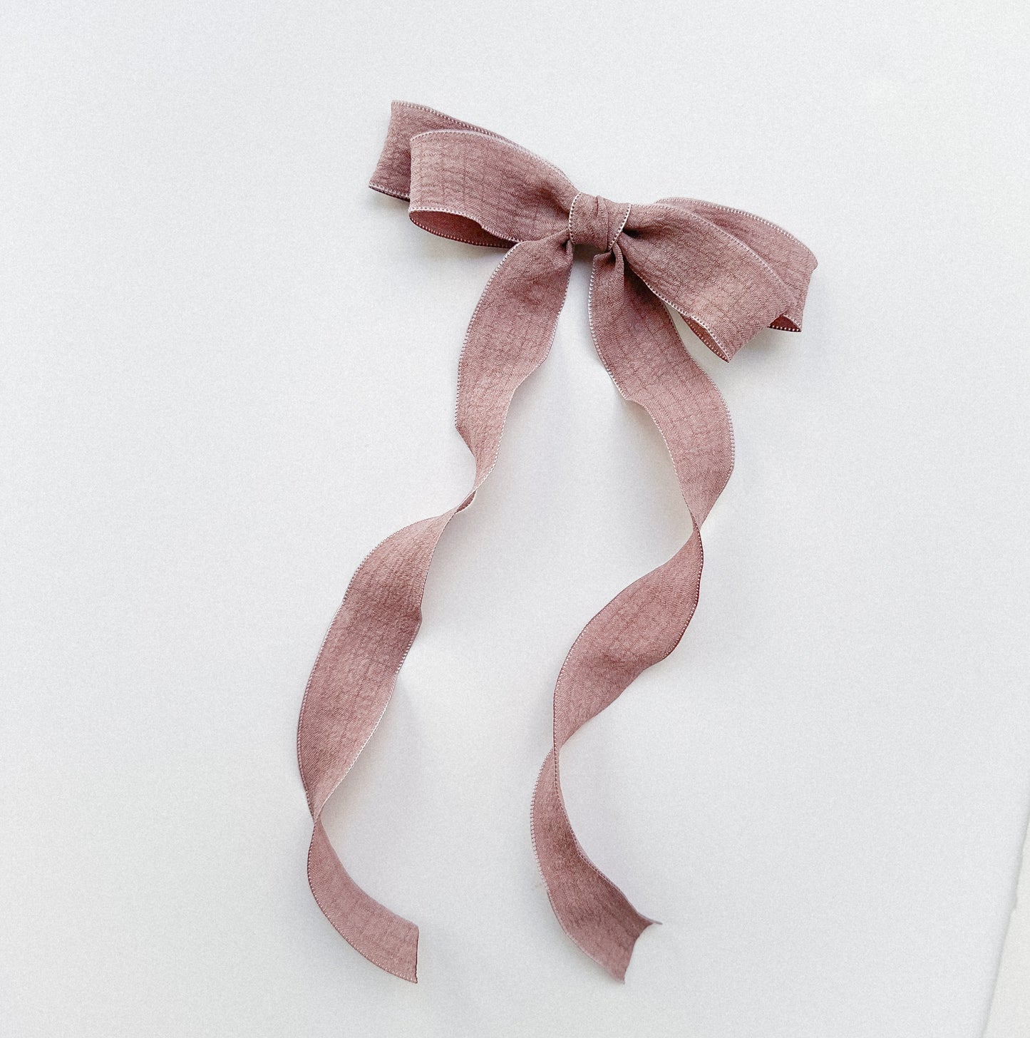 Small mauve wavy wrinkle laced edge Hair Bow