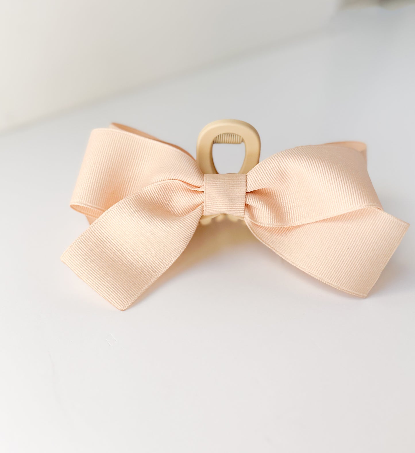 Cream 4.5 inch large Bow Claw Clip