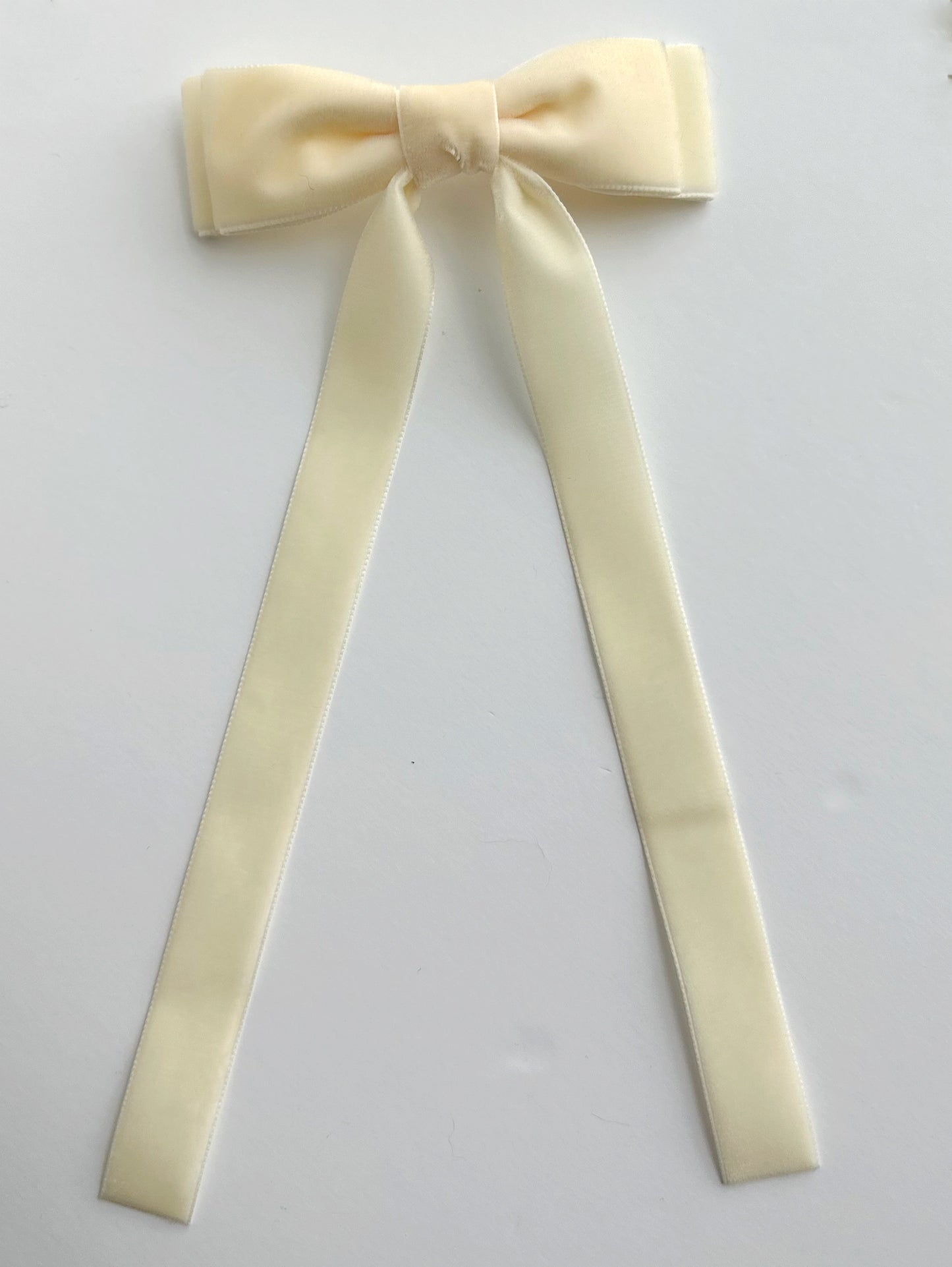 eggshell velvet hair bow